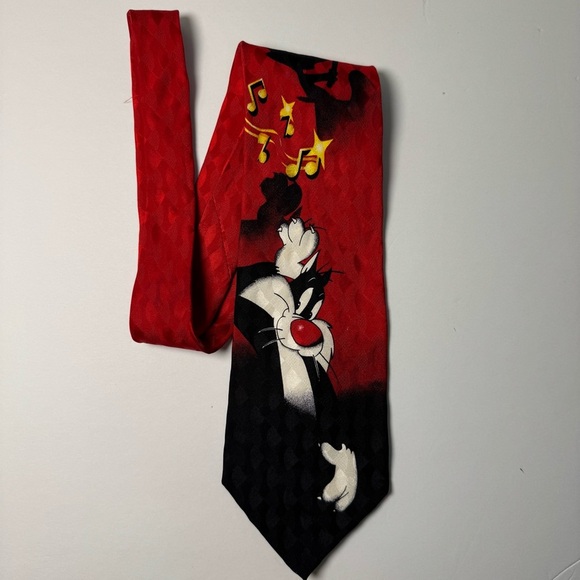 Vintage Looney Tunes Mania Necktie Featuring Sylvester the Cat, with Tweety Bird - Picture 2 of 6
